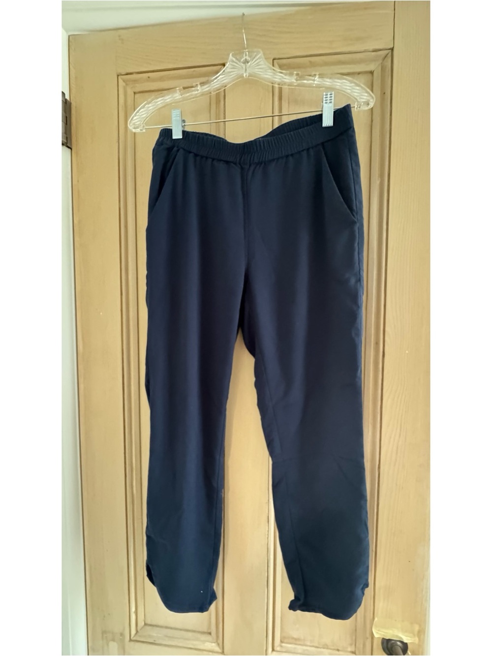 Marine Layer Navy Elastic-Waist Cropped Jogger Pants - Picture 5 of 6